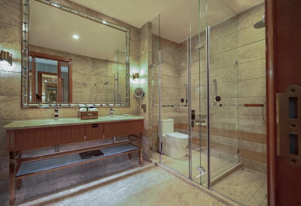 Chateau Star River QingdaoExecutive City-view Twin Room