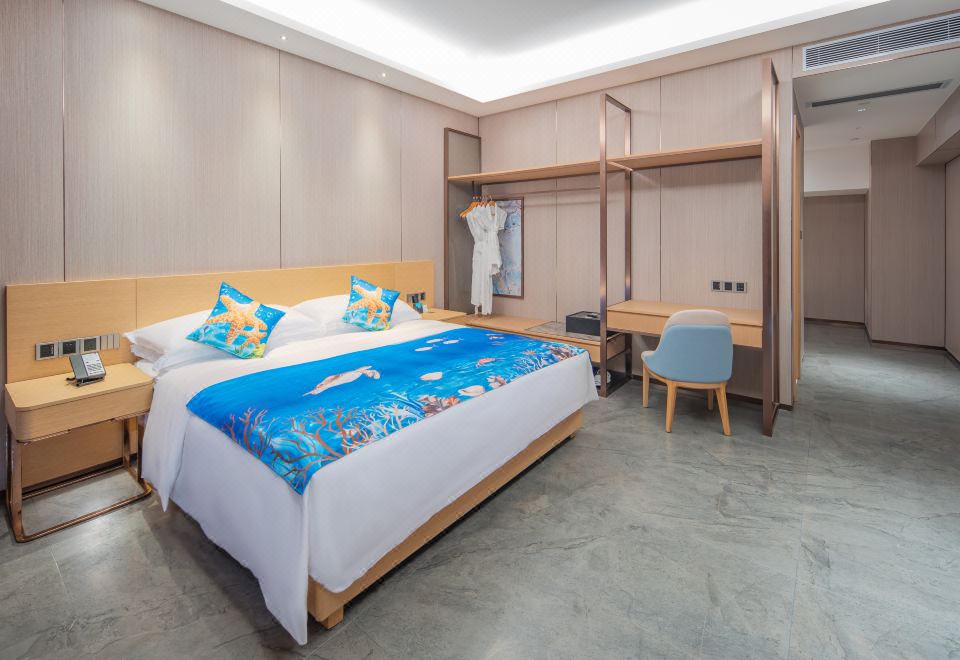 Vaperse Hainan Clear Water BayGarden View Family Loft Suite-King Bed