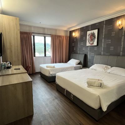 Bilik Bertiga Superior Kupon Fair Park Hotel