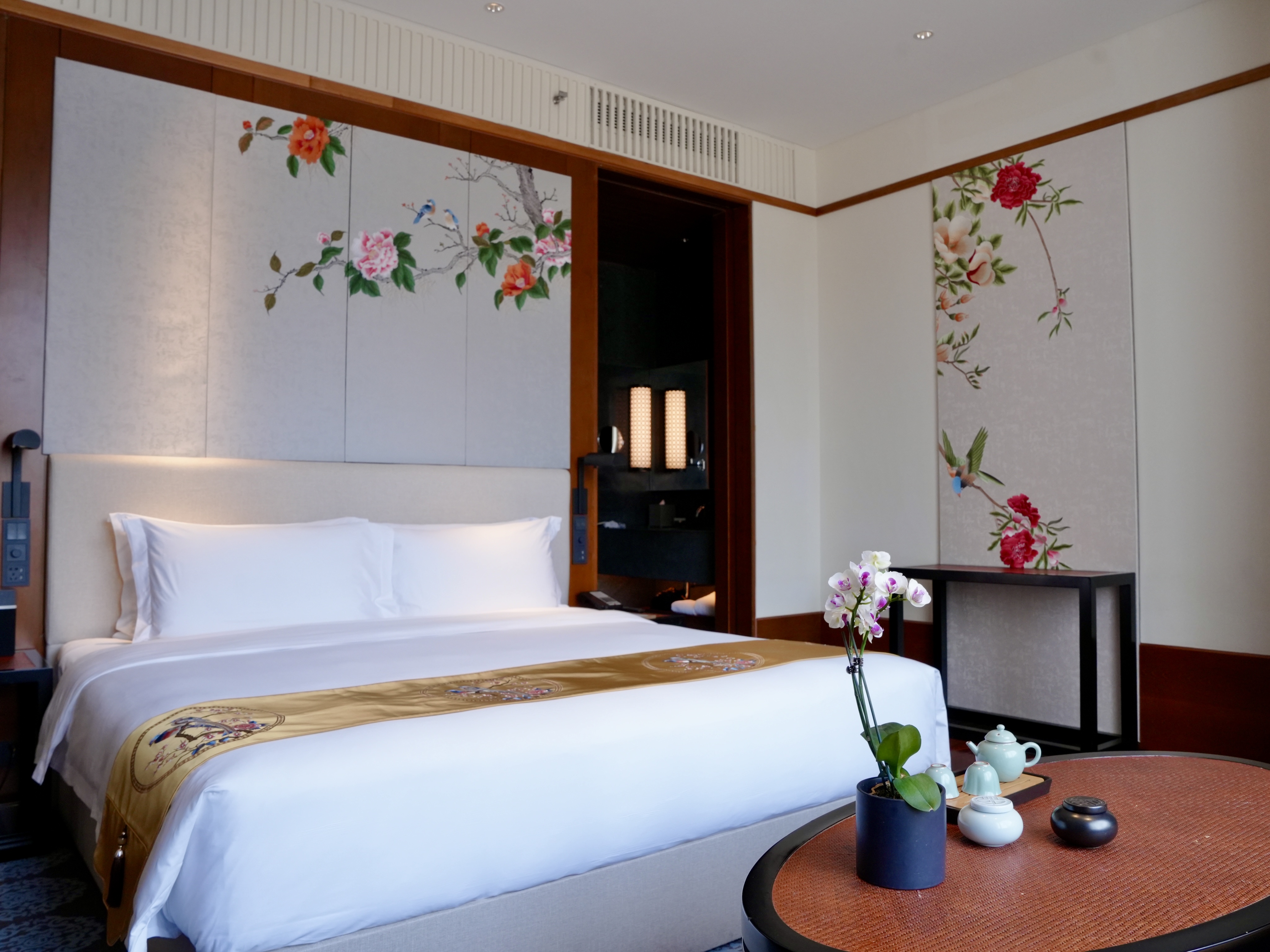 花开富贵主题大床房