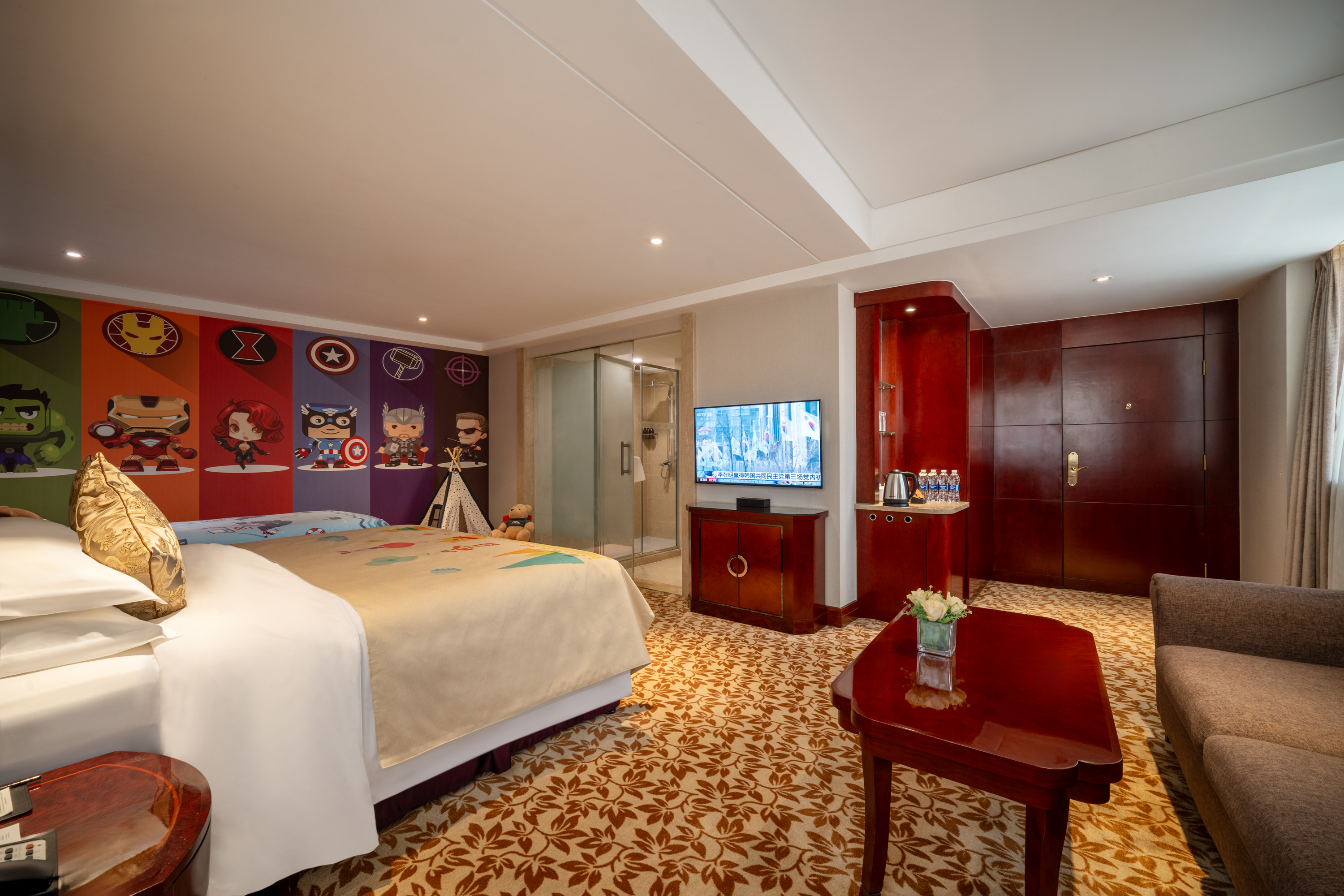 New Paris Hotel巴黎家庭房主题房·玩具·帐篷