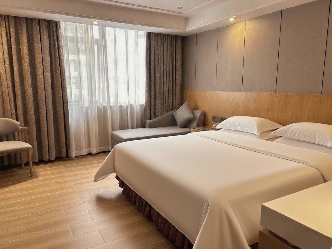 商务大床房（观景大窗 +坐卧减压沙发+专属办公桌）