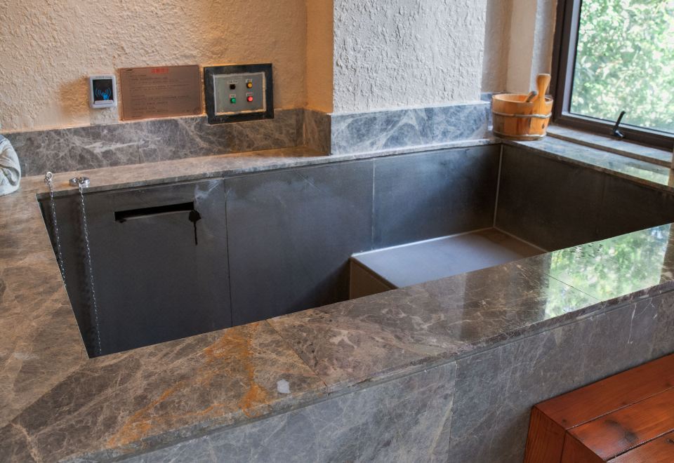 畔山家庭温泉两房别墅-独栋别墅-欢聚家庭泡池