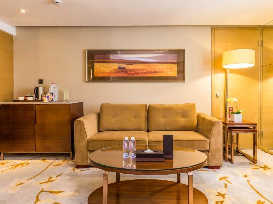 Shenzhen New World Weirui HotelStandard Queen Room