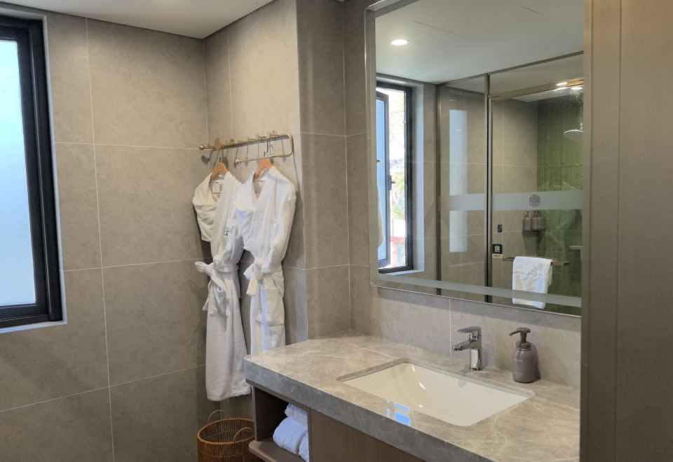 岛屿豪华大床房