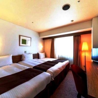 毗鄰好萊塢三人房 札幌大通內絲特飯店優惠