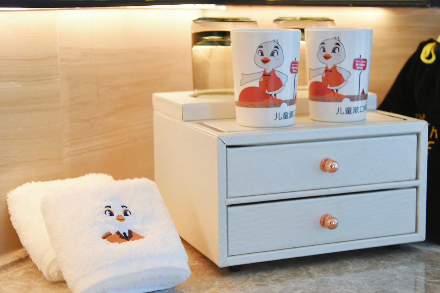 安安亲子琥珀全江景客房