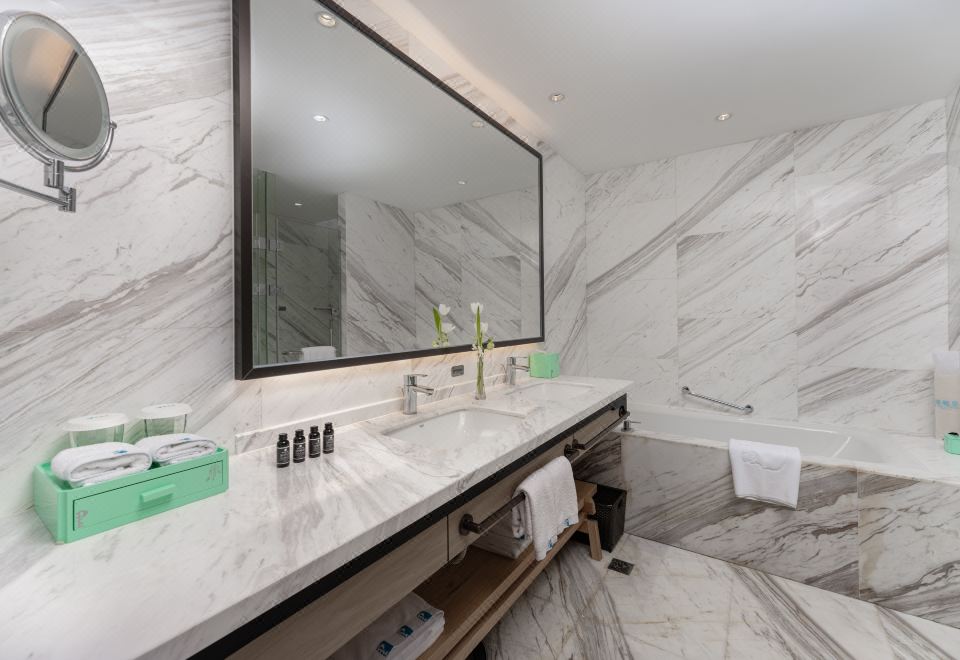 湖景行政大床房