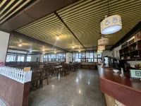 Lunzhuze Homestay