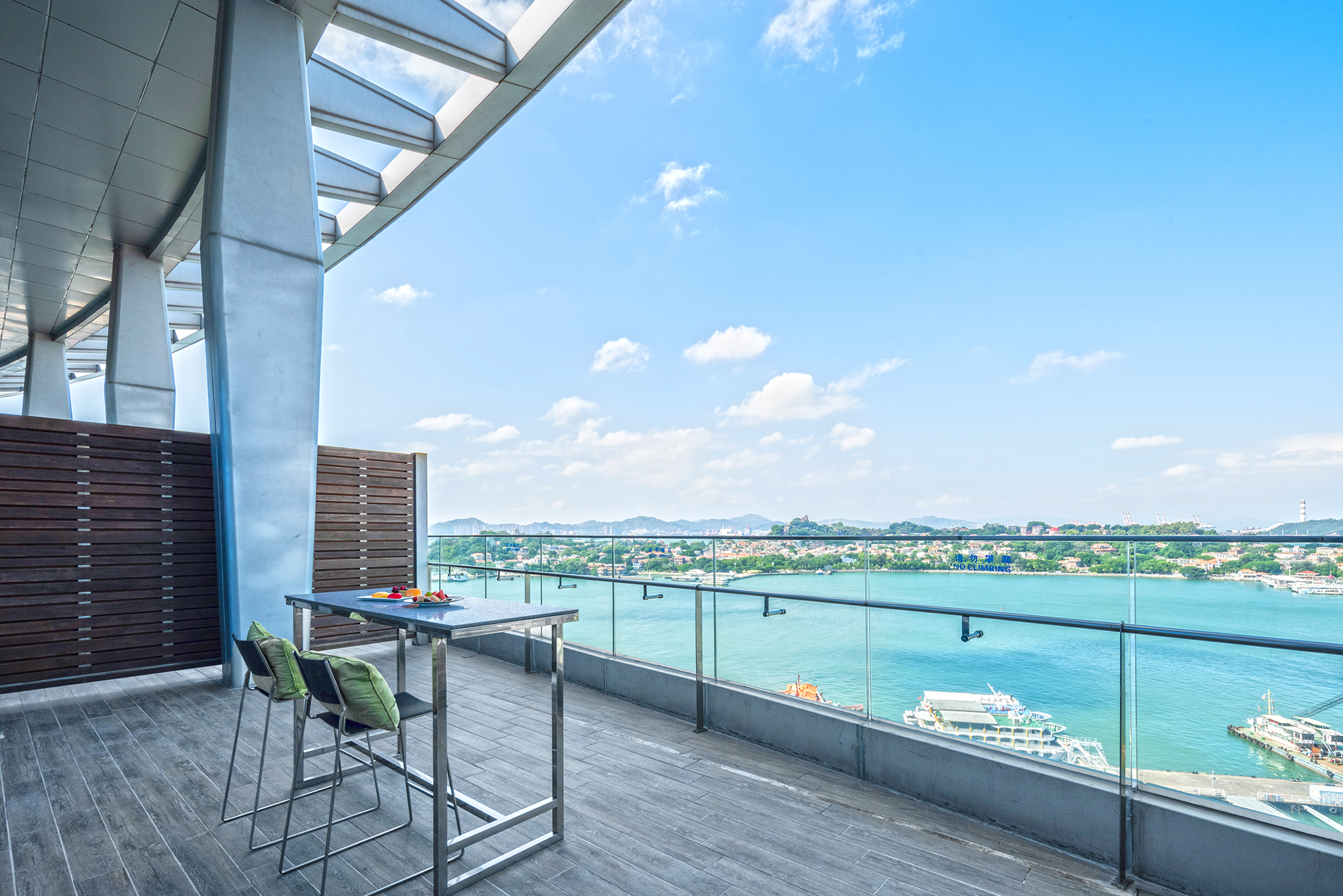 海景明星露台房（面海露台日落）