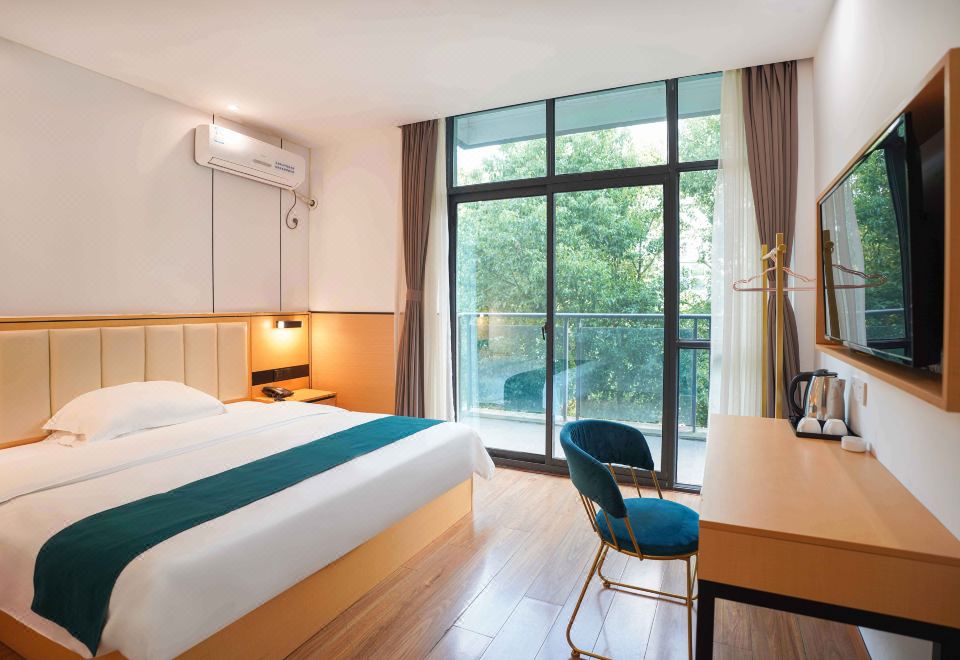 Wuxi Shanshui Garden Hotel (Jiangnan University & Hualwood Film and Television City Branch)Premium Queen Room