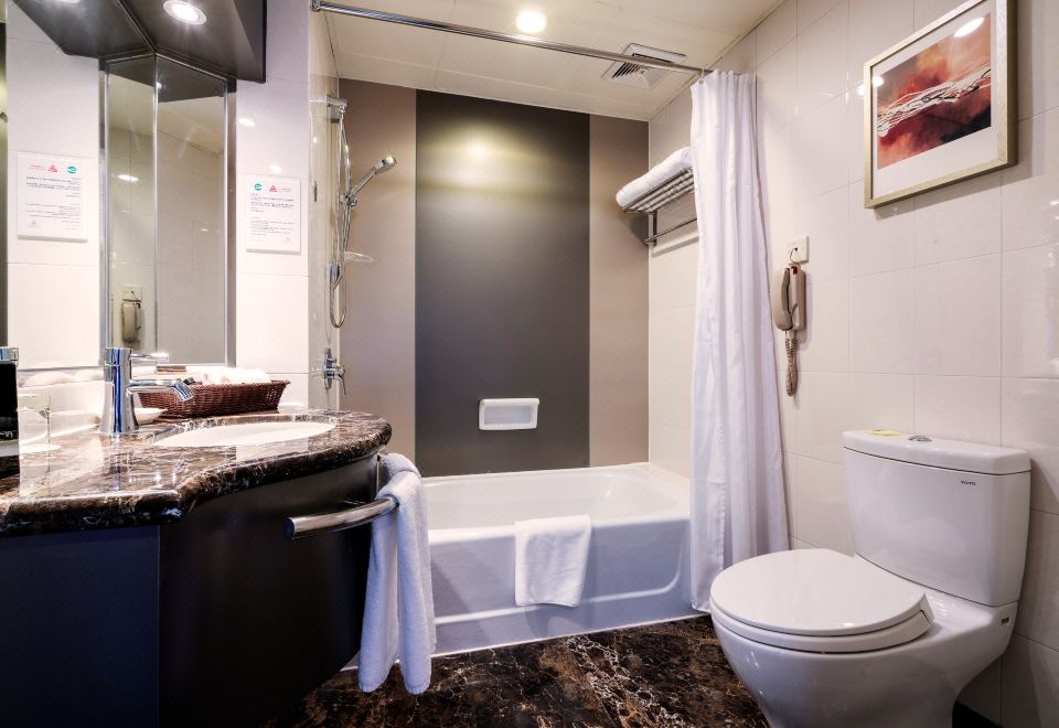 Grand Park KunmingJingshanghui Twin Guest Room
