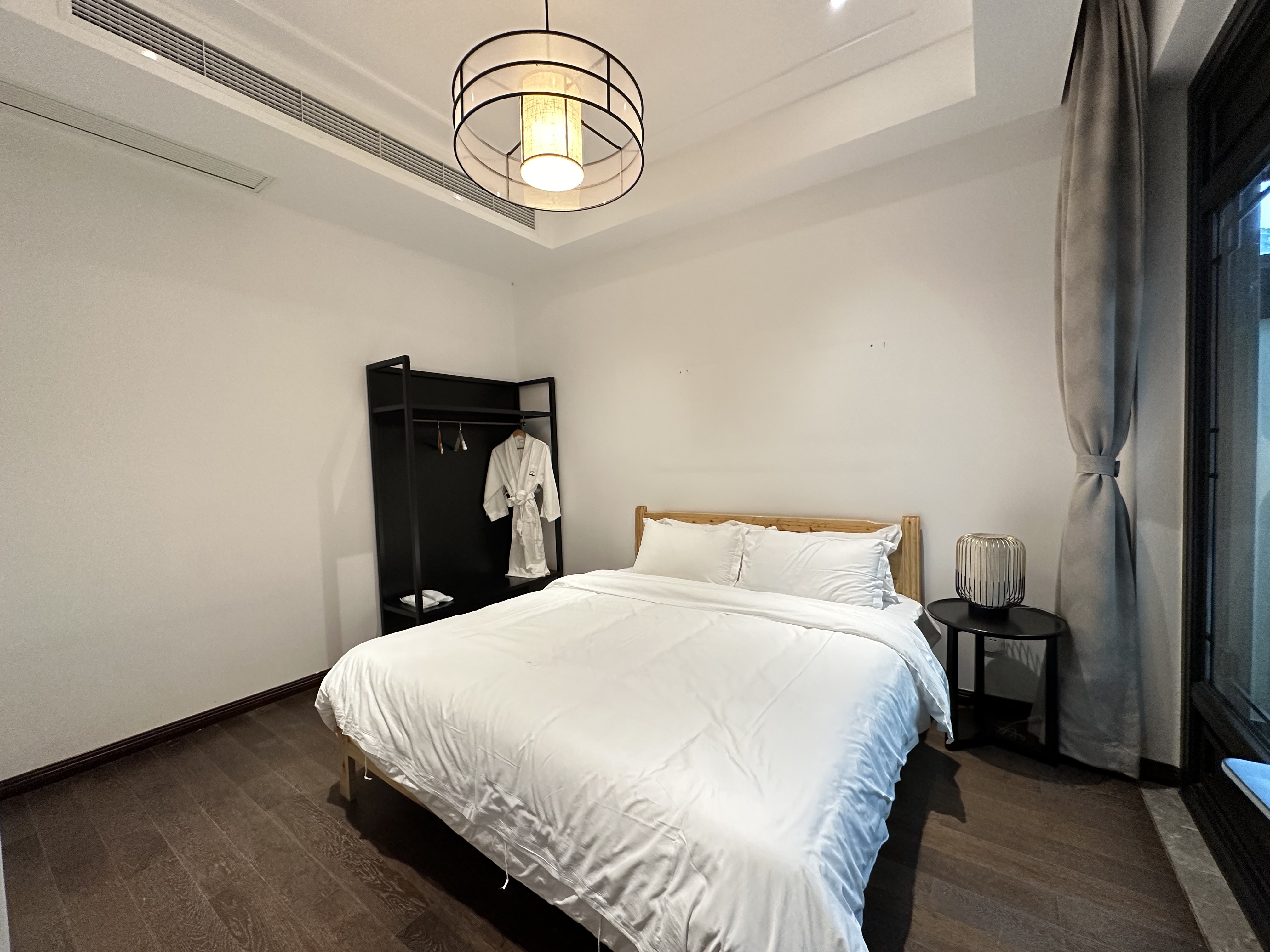 全景三房三衞·月沼轻奢合院