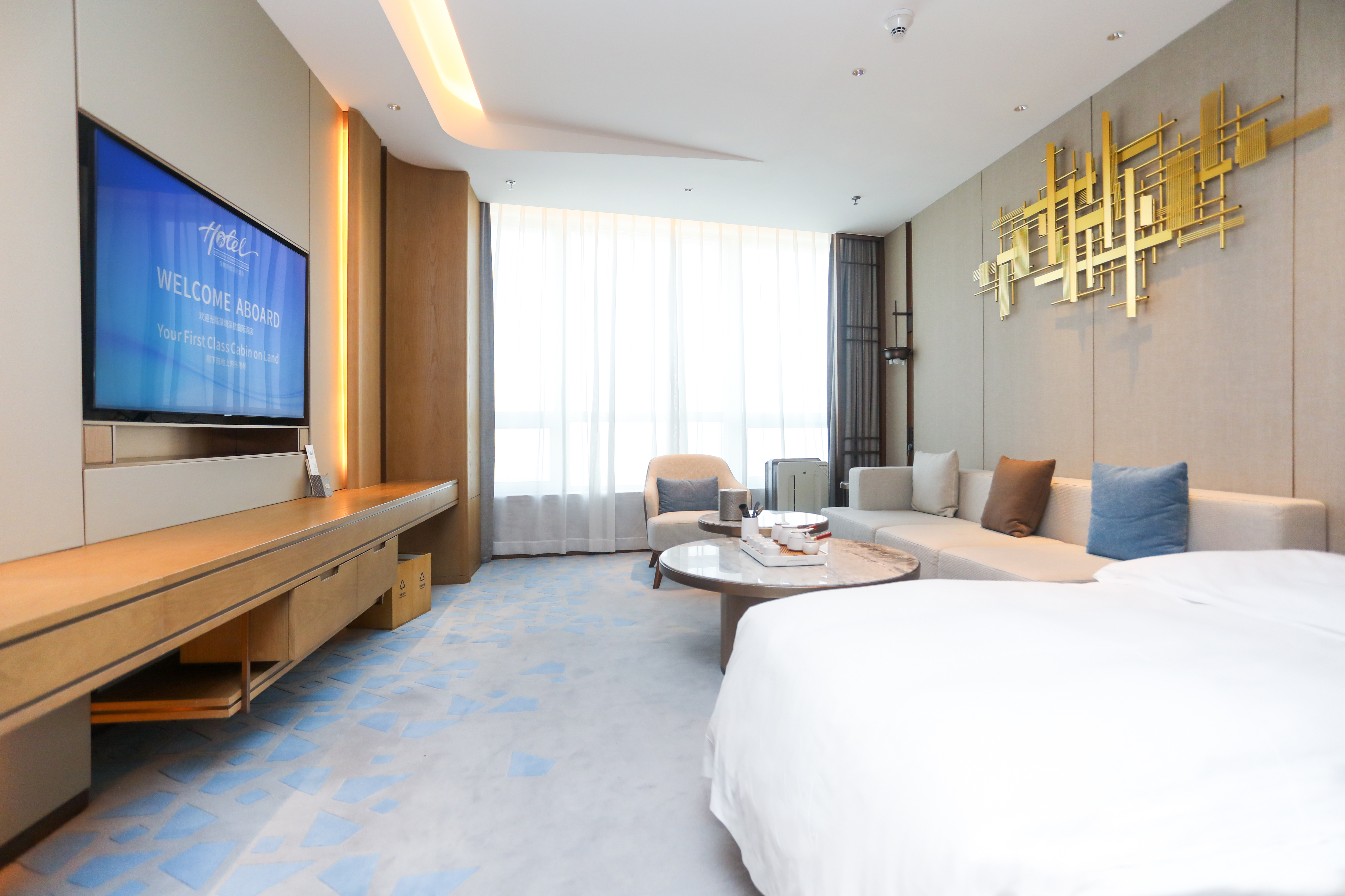 家庭豪华套房三人间