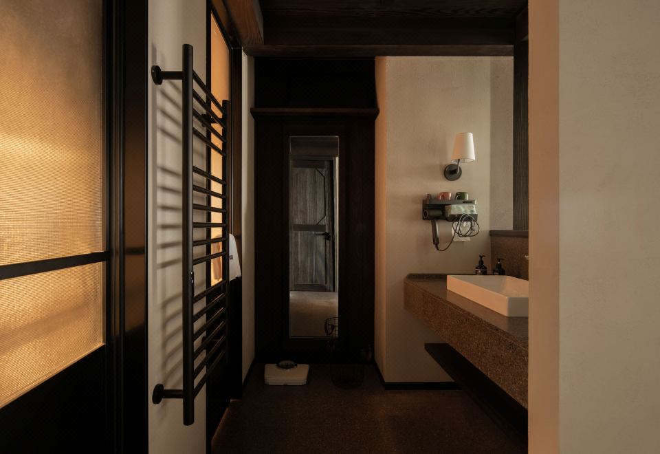 Maoding Snow Mountain View Balcony Double Bed Room