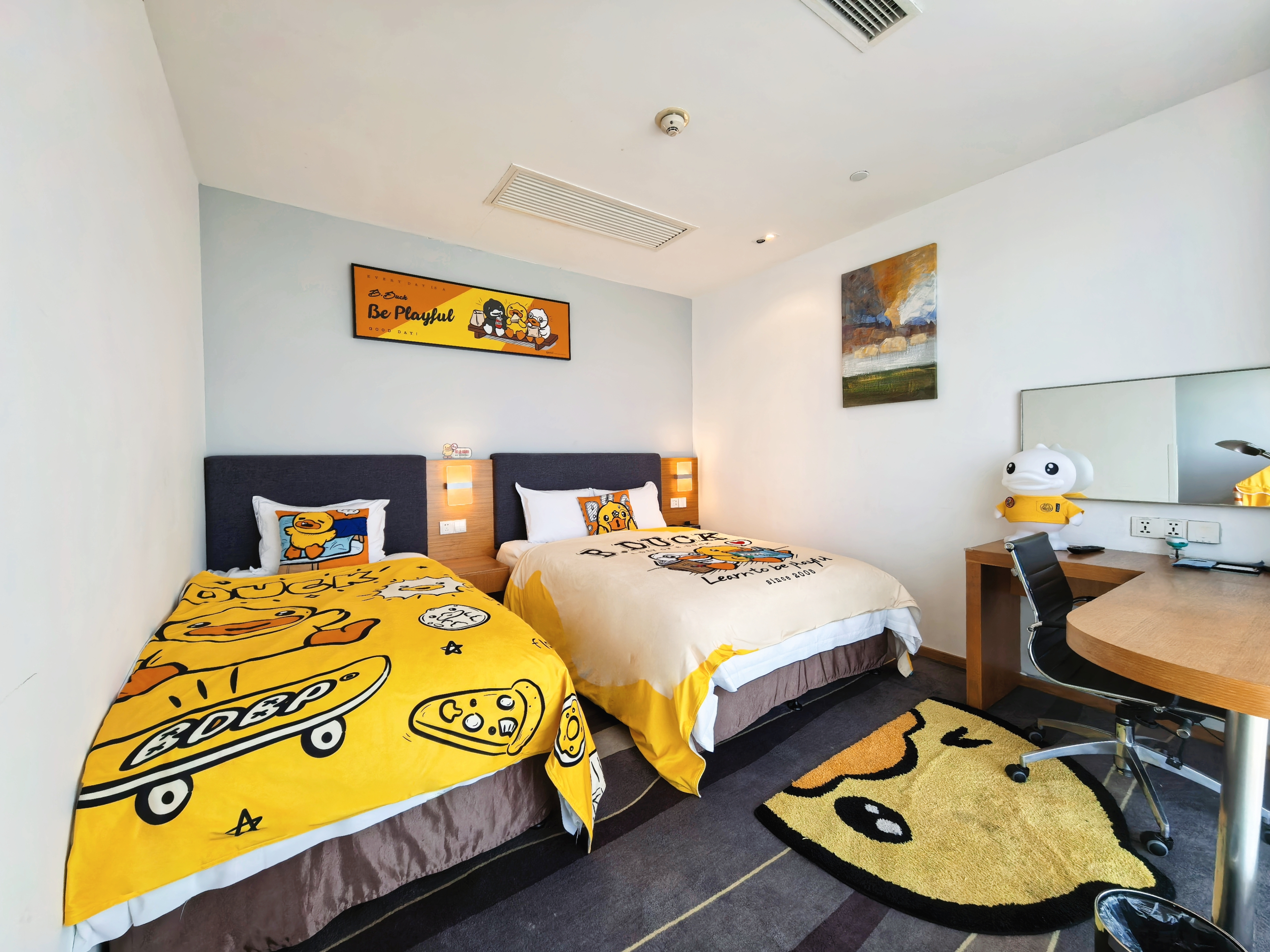 家庭亲子套房【卧室+客厅+落地窗+加湿器+空气净化器】