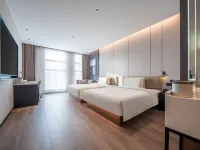 Atour Hotel, Swan Lake Scenic Area, Korla People's Square