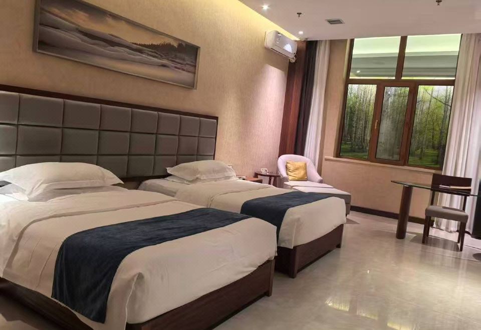 内景豪华舒适双床房【廊窗】