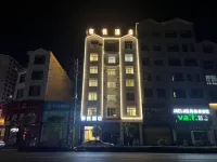 Luoping Zhangyue Express Hotel