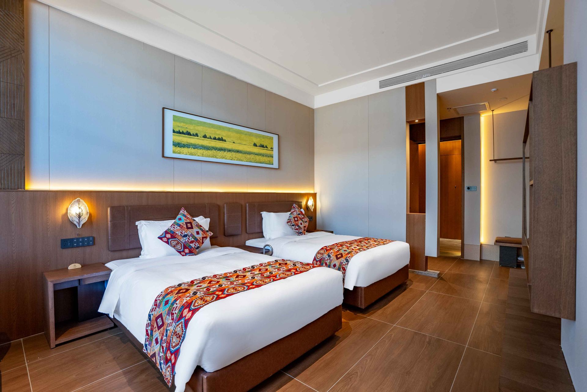 Courtyard Twin Room