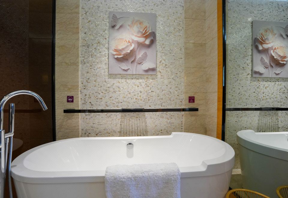 玫瑰主题行政大床房