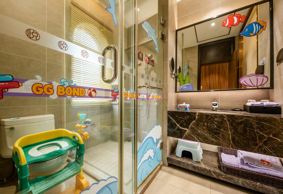 Yuetianxia Hot Spring HotelArea B Zhu Zhu Xia Waterside Hot Spring Three-Bedroom Villa - Garden Tub