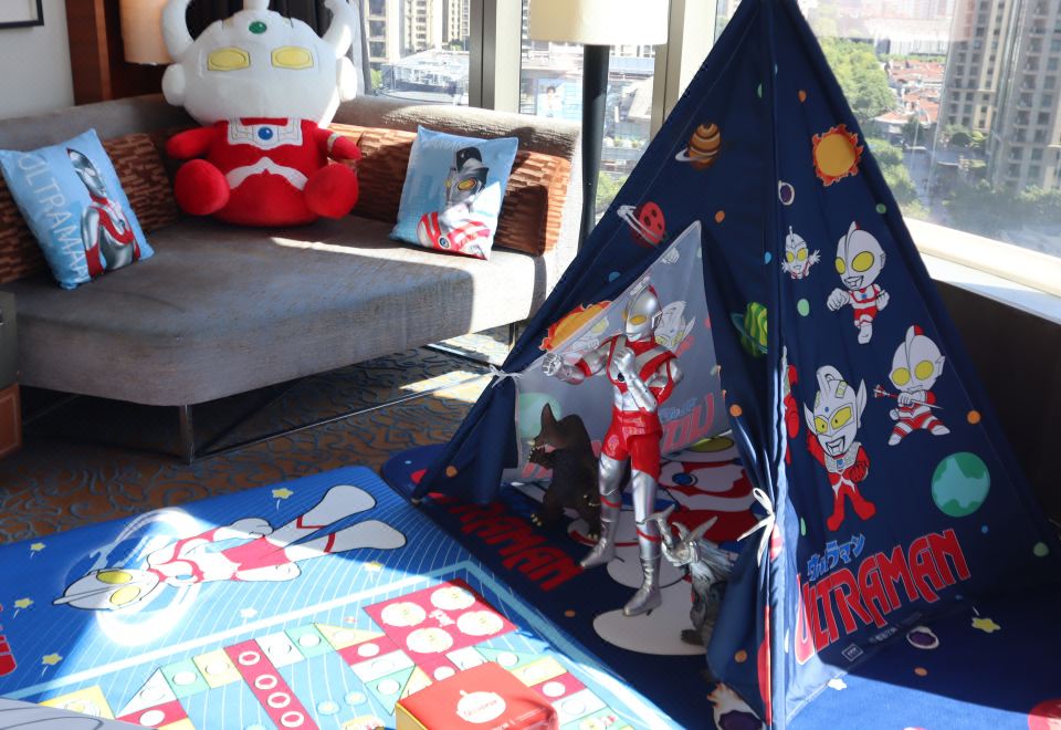 奧特曼主題親子套房