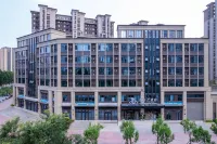 Magnotel Hotel (Rizhao Haiqu East Road Municipal People's Hospital)
