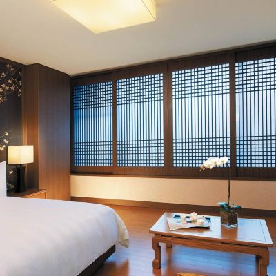 高級韓式暖炕房 金浦機場樂天城市飯店優惠