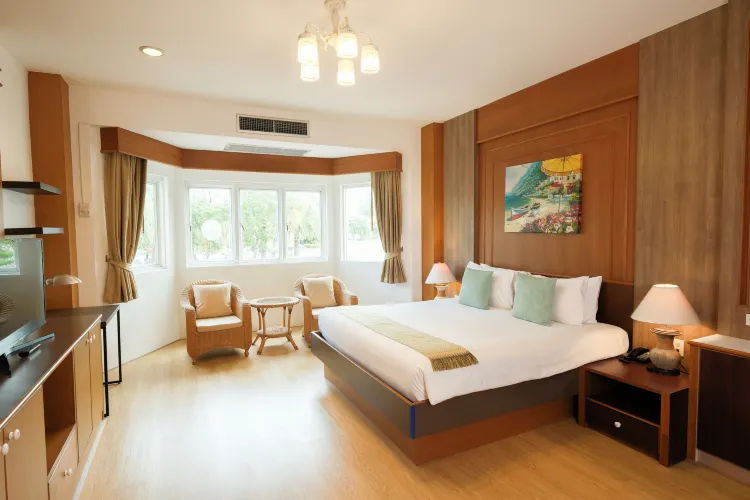 ห้องดีลักซ์พร้อมเตียงควีนไซส์ 1 เตียง