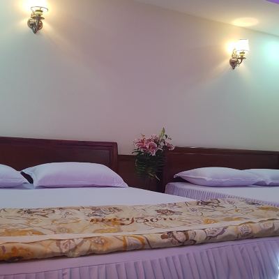 Superior Quadruples Room Hoa Anh Dao 2 Hotel Promo Code