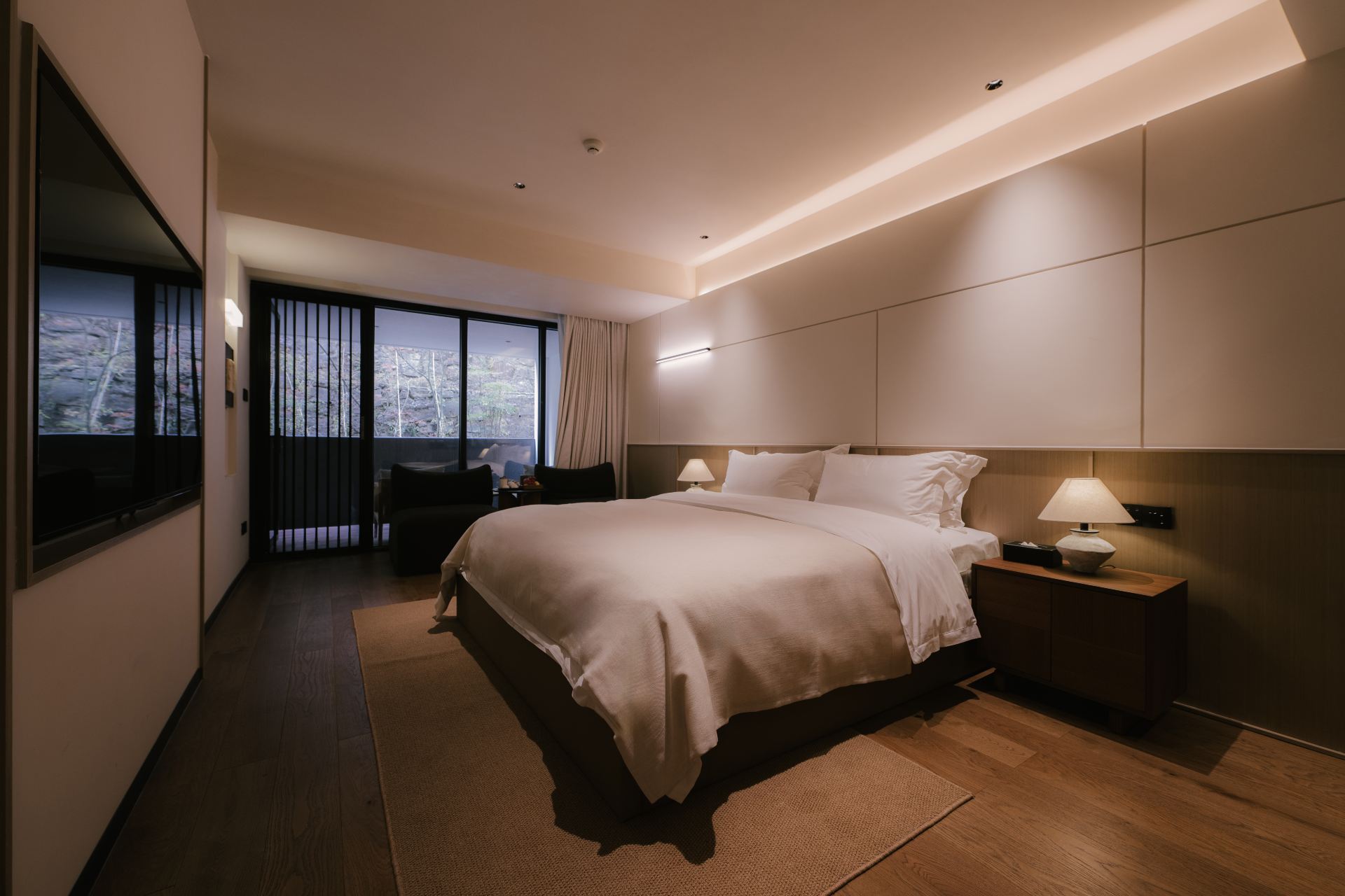 Floral Destiny Mountain-View Independent Courtyard Private Hot Spring Double Bed Room