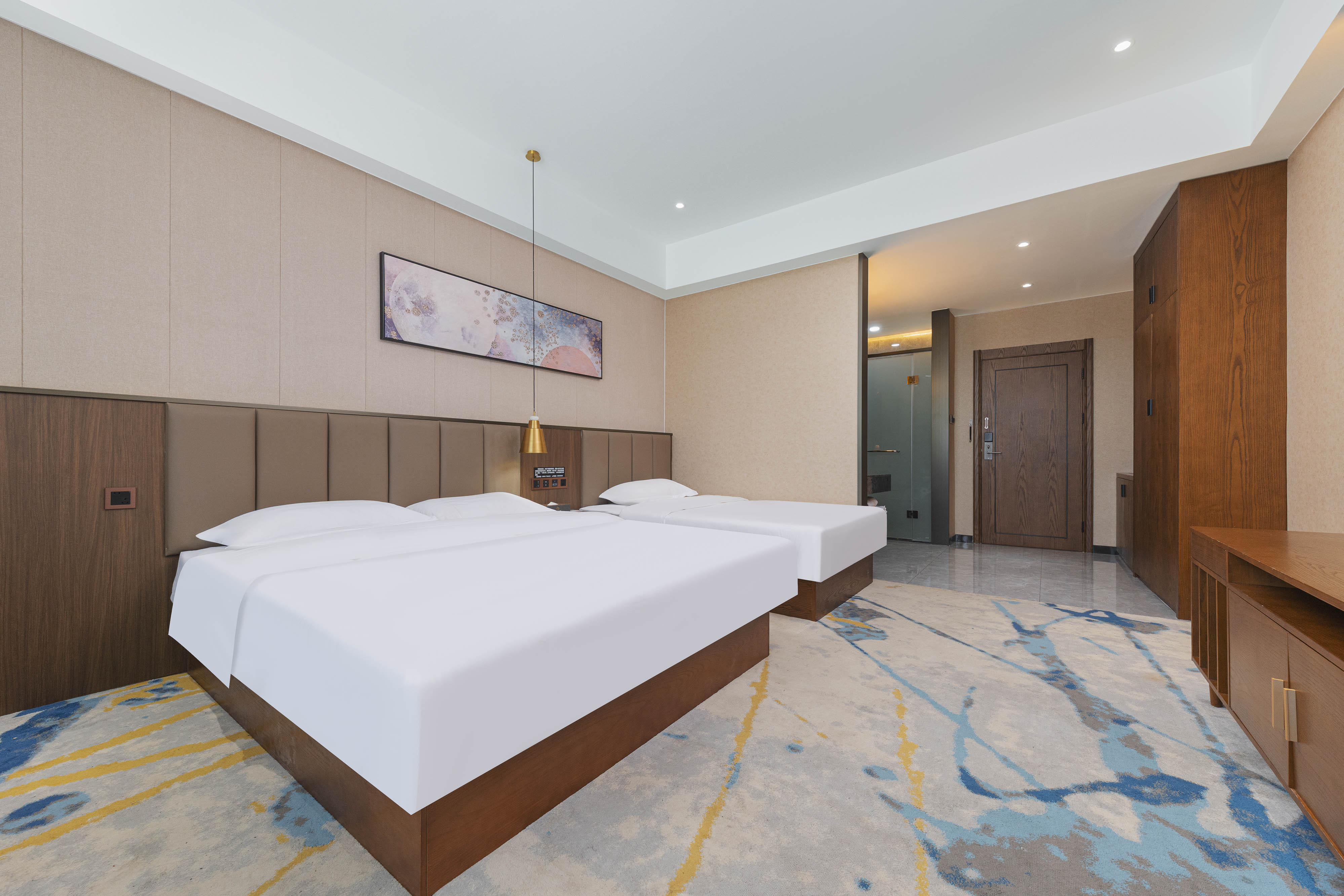 凤凰家庭亲子房