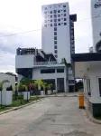 Cozy Condo Bed Space | Secure Cabinets + Wi-Fi/Parking + Full Appliances Hotels in 