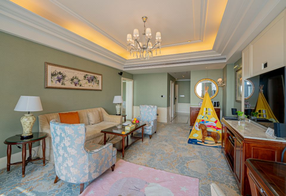 SeaView Garden Hotel QingdaoFamily Friendly Themed Suite - Sea-View
