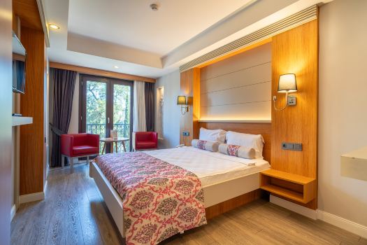 MAY PARK HOTEL