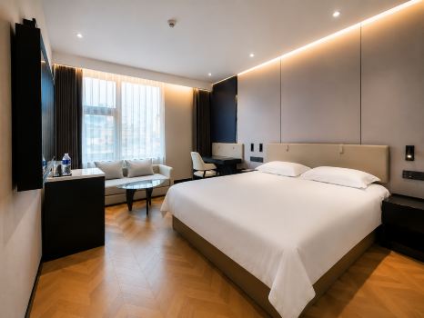 Yunduo Hotel (Taidong Pedestrian Street)