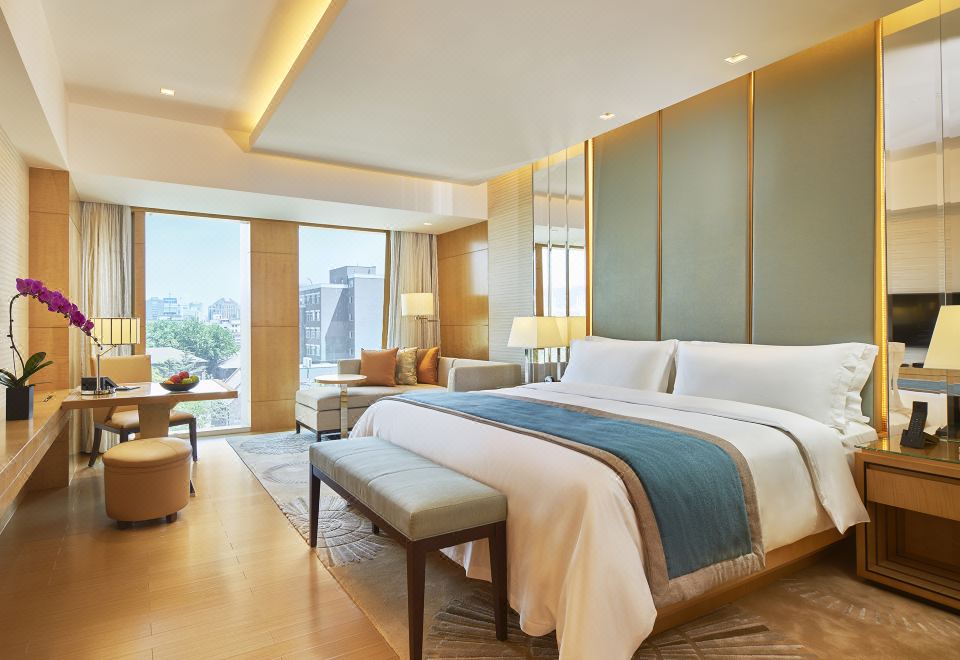 Pan Pacific BeijingGrand Double Bed Room (High Floor)