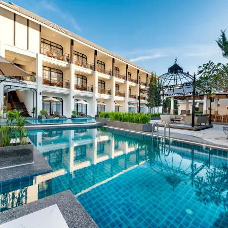 Ai Pai Hotel
