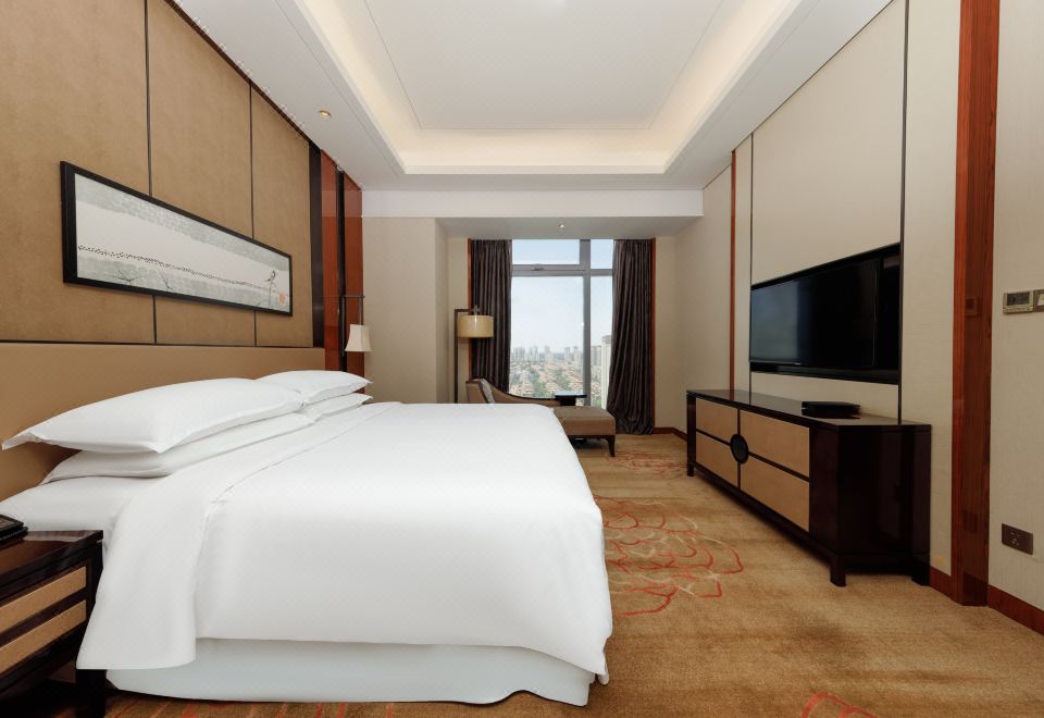 Sheraton Langfang Chaobai River HotelExecutive Suite