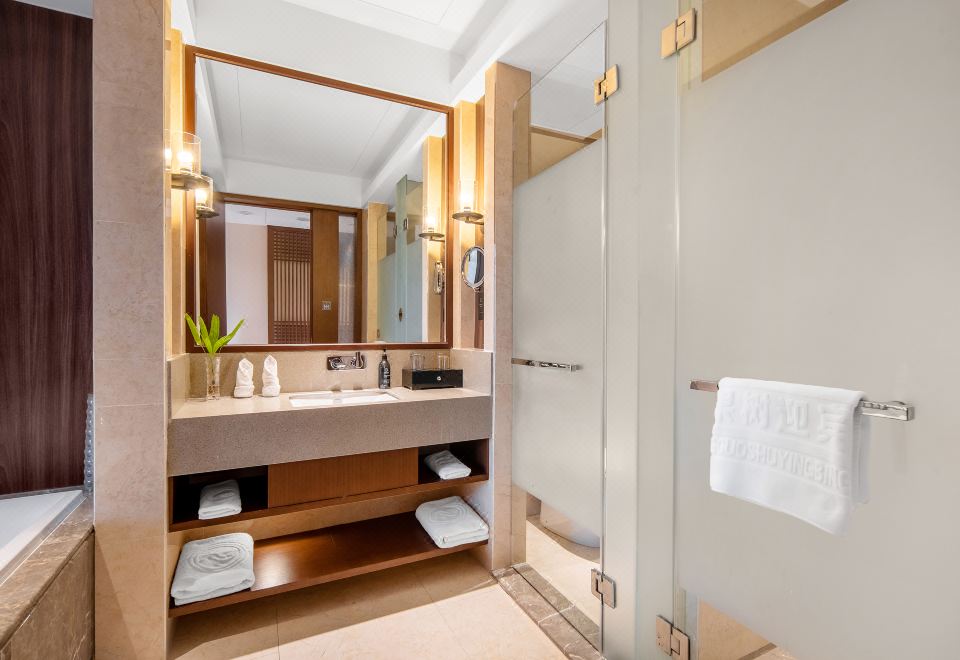 迎宾园豪华大床房