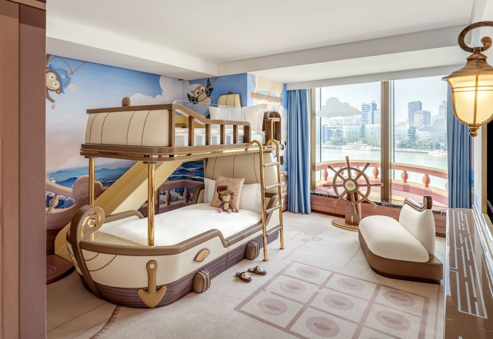 航海探秘親子主題浦江逸景套房