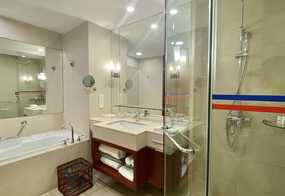 East Lake Hotel Wuhan2 Deluxe Single Room - Lake-View