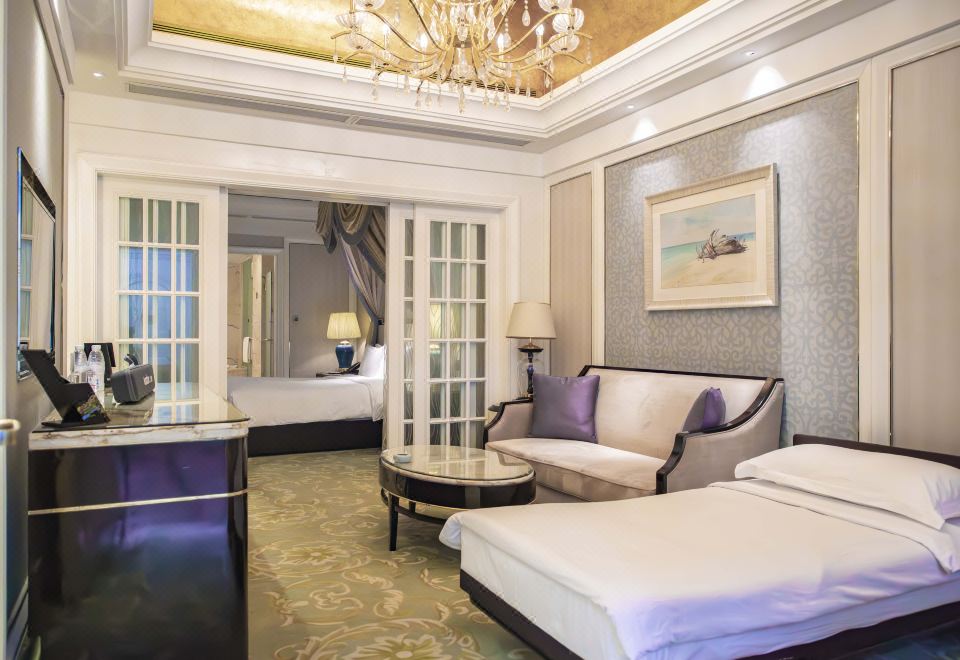 InterContinental Chengdu Global CenterBuilding D Exclusive Courtyard Triple Room