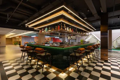 Yizhou Tour Youth Travel Hotel,Xi'an Datang Night City Branch. Отели в г. 