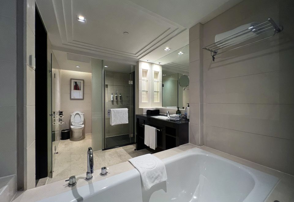 豪华阳台大床房