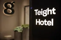Teight Hotel Hotele w: 