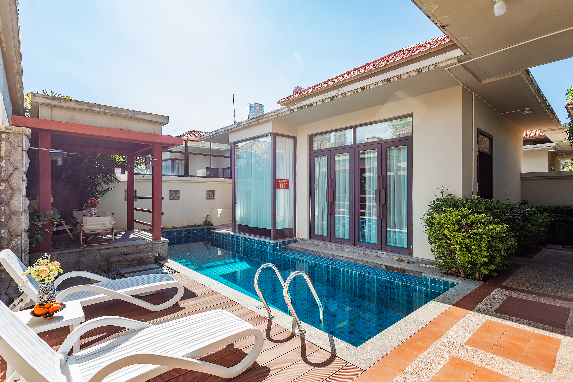 私家泳池别墅·一室一厅