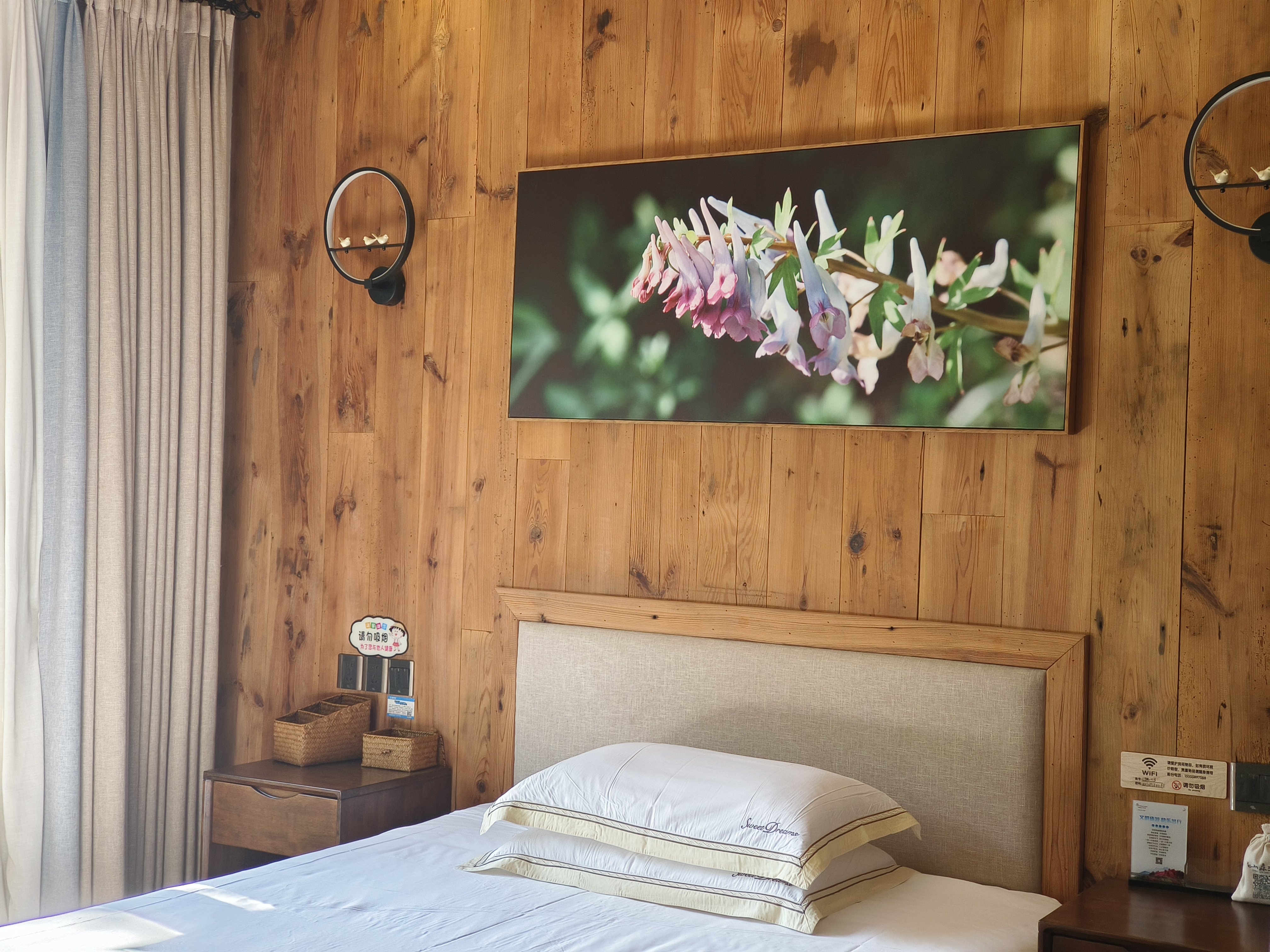 树影大床房+山景+乳胶床垫+地暖