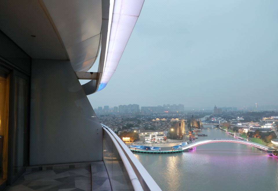 温泉·霓虹夜景太湖内湖景观双床房